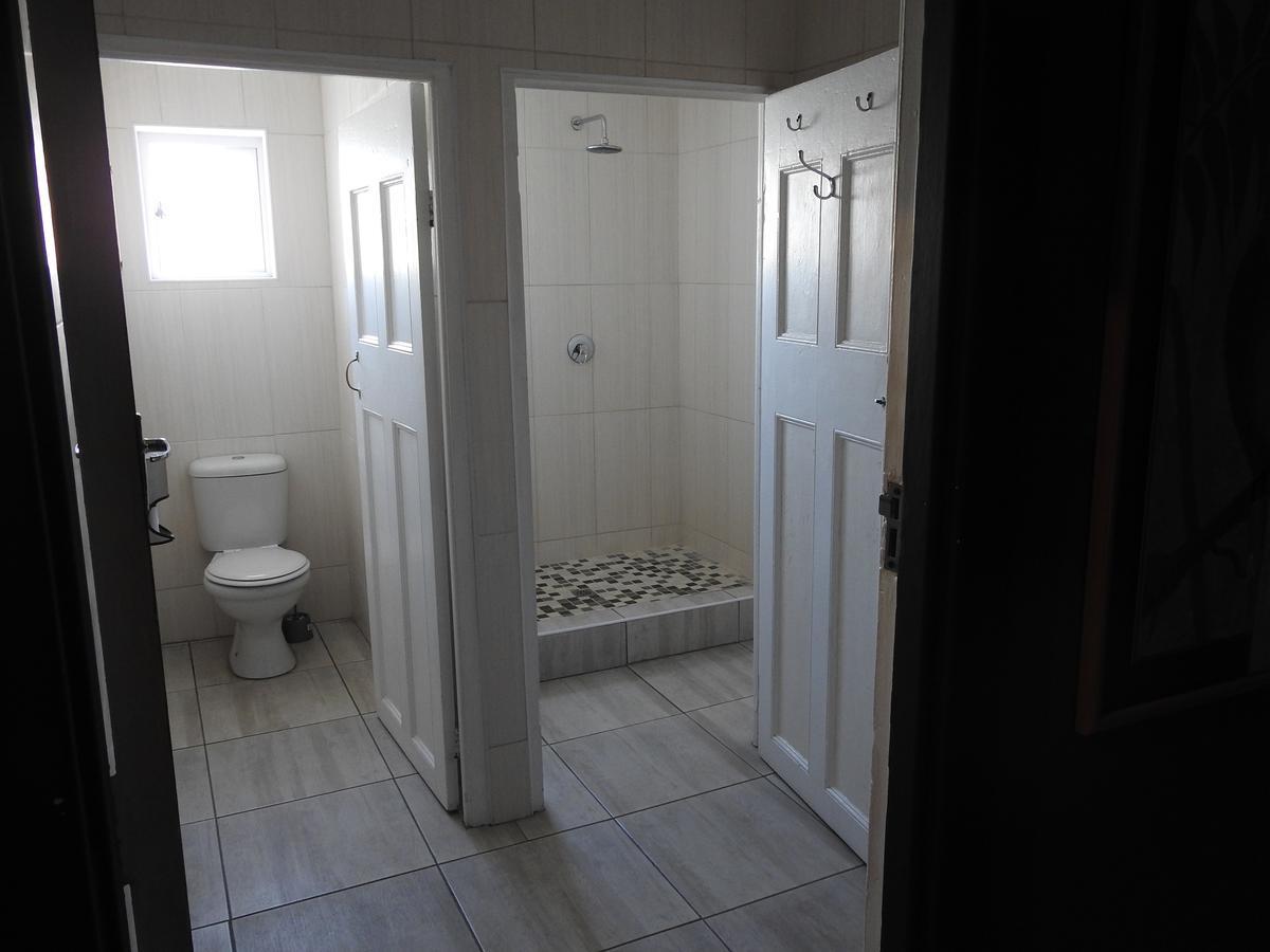 Phoenix Hotel (Adults Only) Port Elizabeth Buitenkant foto