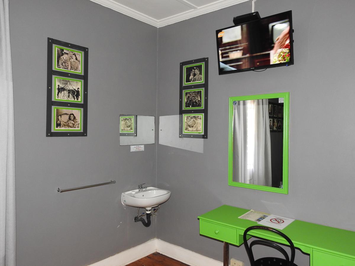 Phoenix Hotel (Adults Only) Port Elizabeth Buitenkant foto